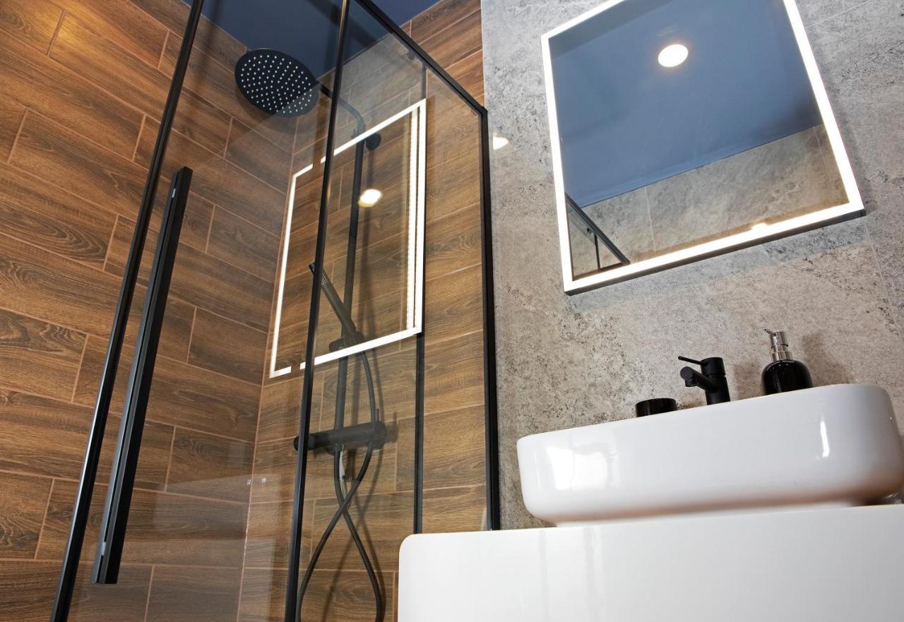 Luxus Apartament Tulipan غدينيا المظهر الخارجي الصورة