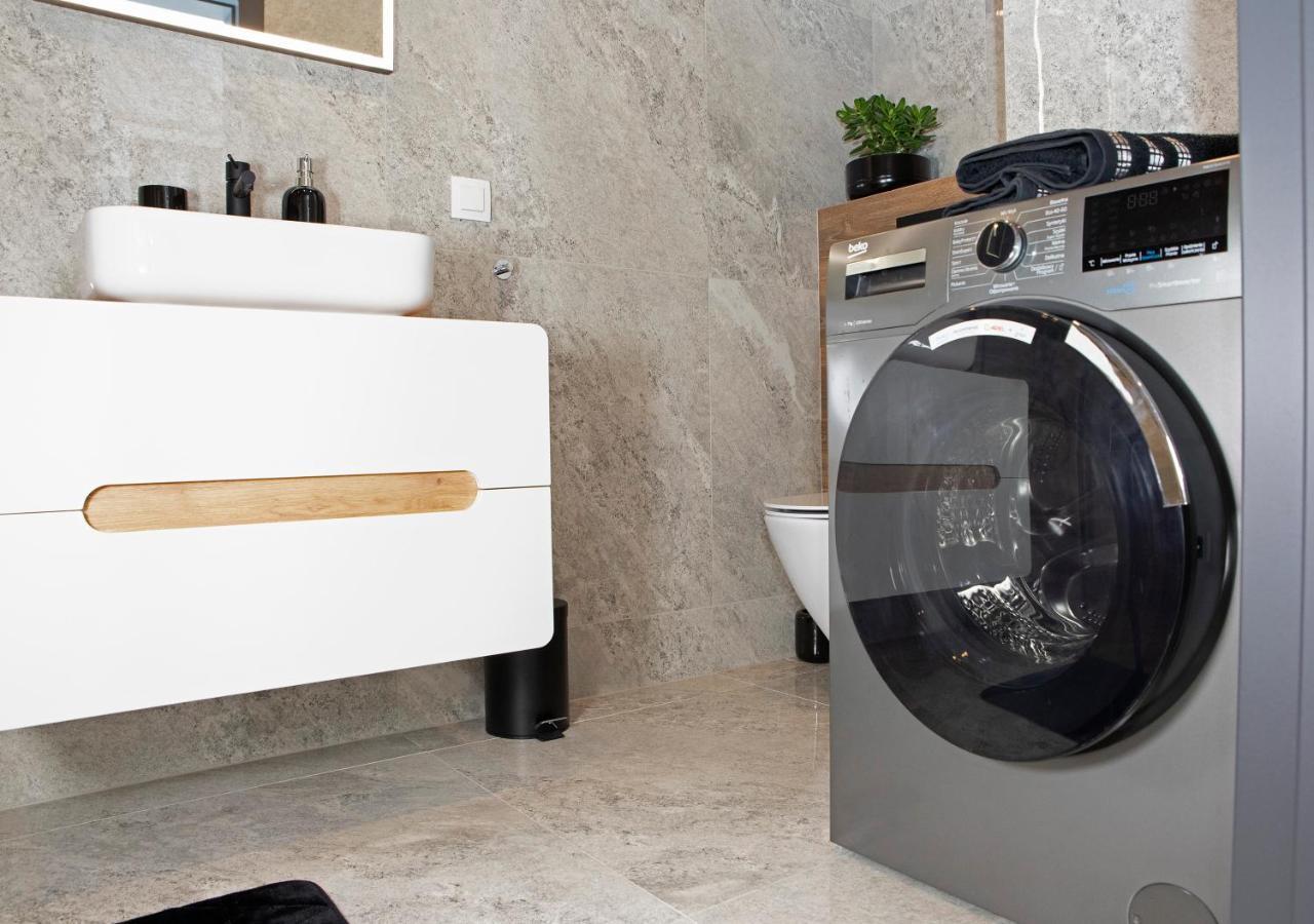 Luxus Apartament Tulipan غدينيا المظهر الخارجي الصورة
